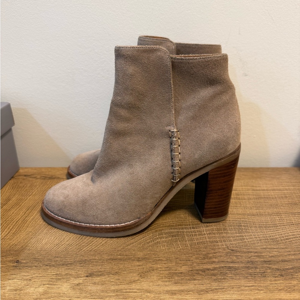 Massimo Dutti Tan Suede Ankle Boots
